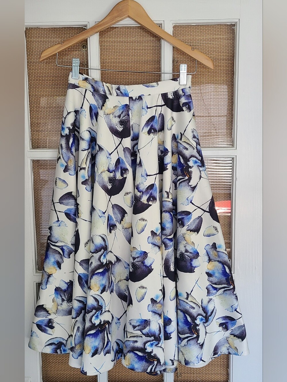 ELLIATT Blue Watercolor Floral Pleated Circle Midi Skirt